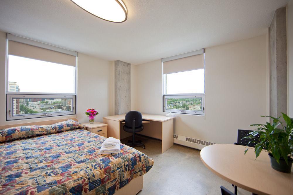 Macewan University Residence Edmonton Bagian luar foto
