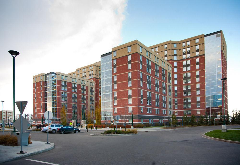 Macewan University Residence Edmonton Bagian luar foto